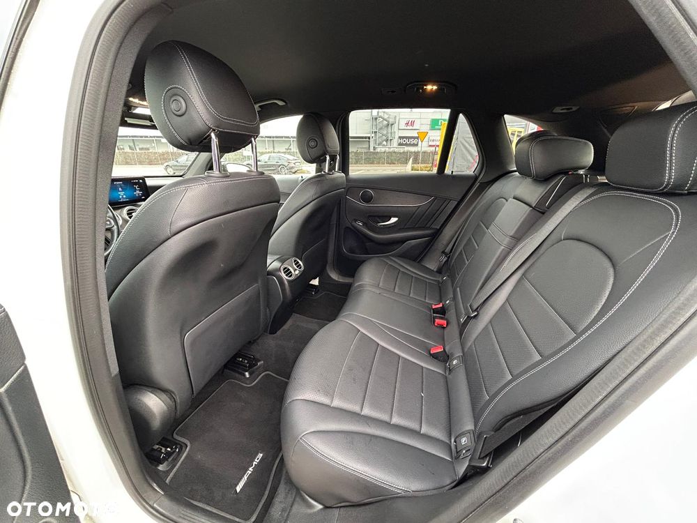 Mercedes-Benz GLC - 12