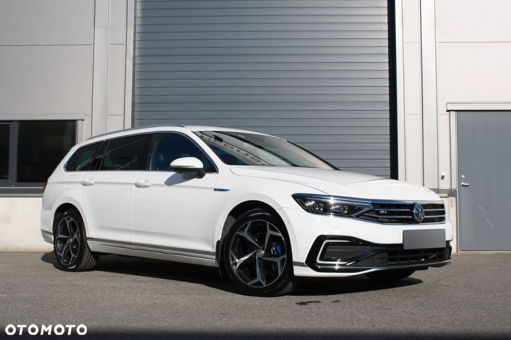 Volkswagen Passat 1.4 TSI Plug-In Hybrid GTE DSG - 2