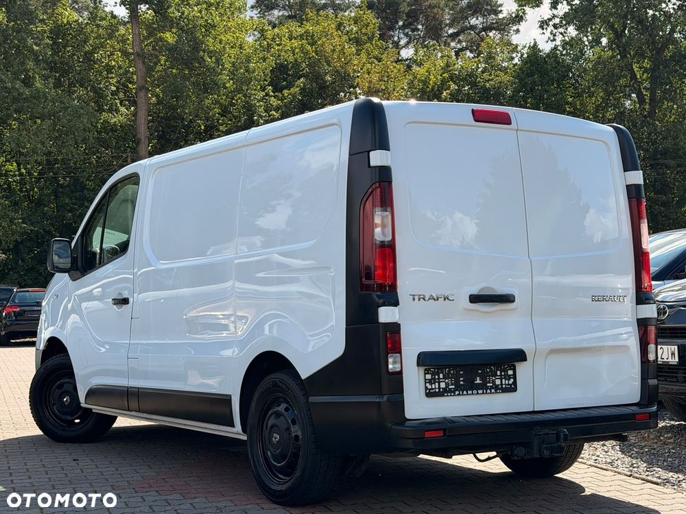 Renault TRAFIC - 4