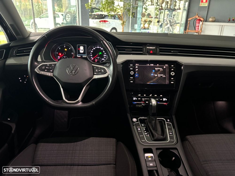 VW Passat 2.0 TDI Business DSG - 8