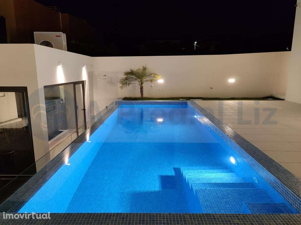 Moradia T3+1 | Nova| Piscina - Francelos - Grande imagem: 3/20