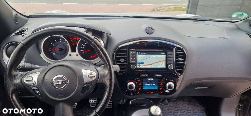 Nissan Juke 1.6 DIG-T Tekna EU6 - 11
