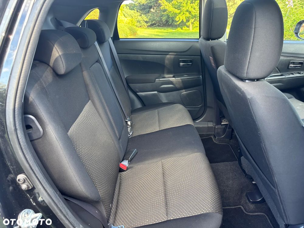 Mitsubishi ASX 1.8 DI-D 2WD Intense - 21