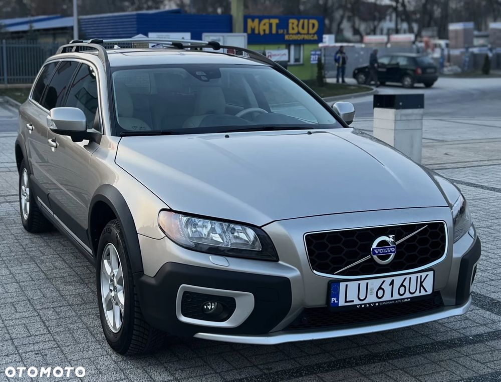 Volvo XC 70 - 1
