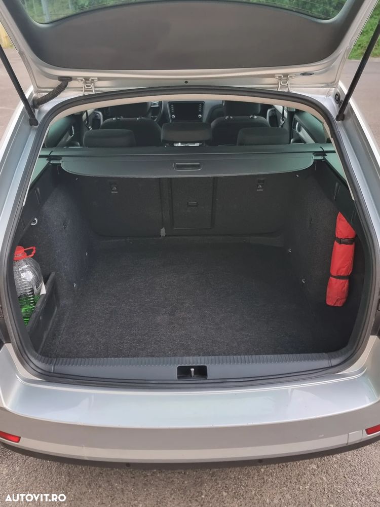 Skoda Octavia 2.0 TDI DSG Tour - 6