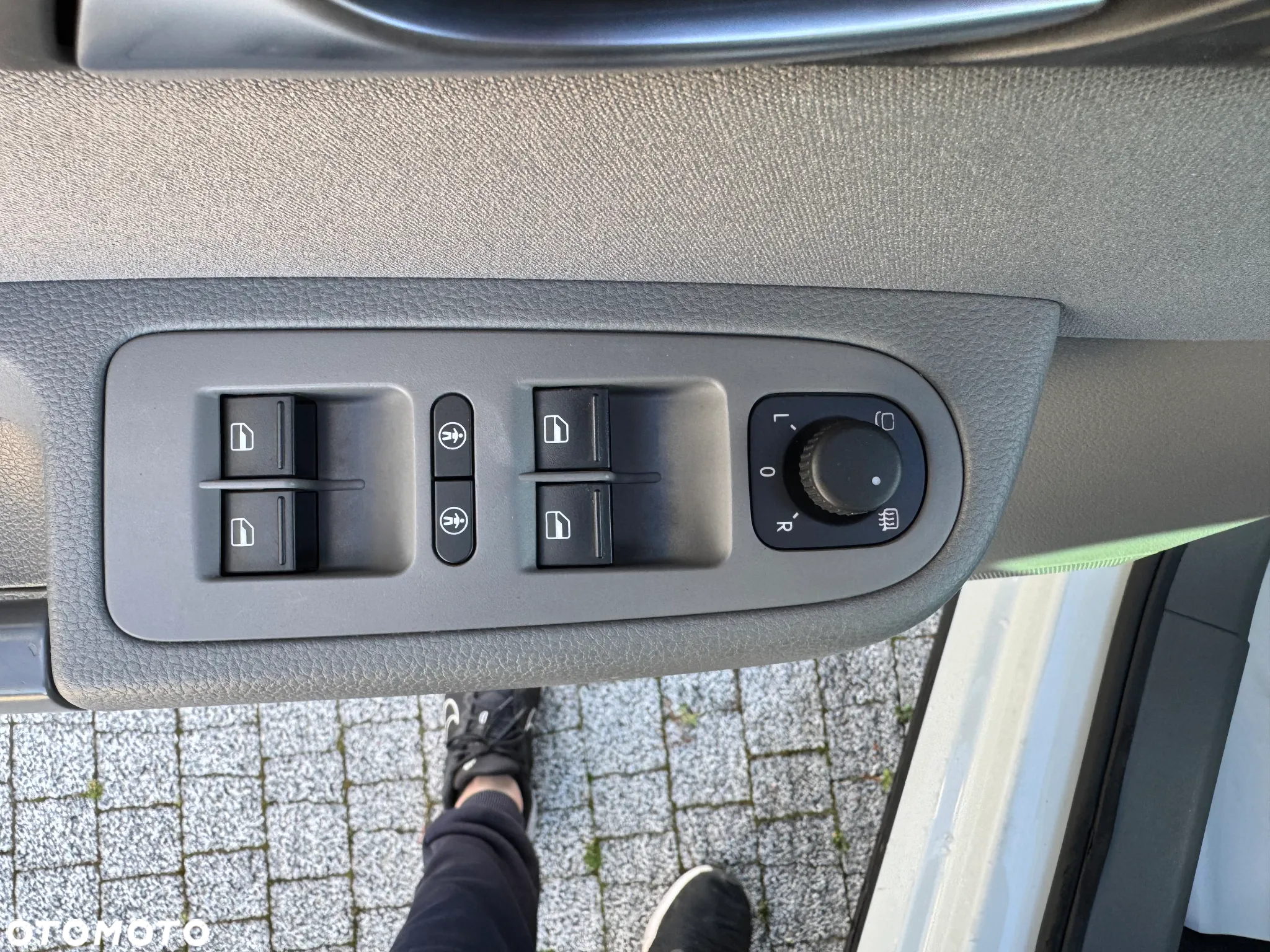 Seat Alhambra 2.0 TDI Start & Stop 4Kids - 33