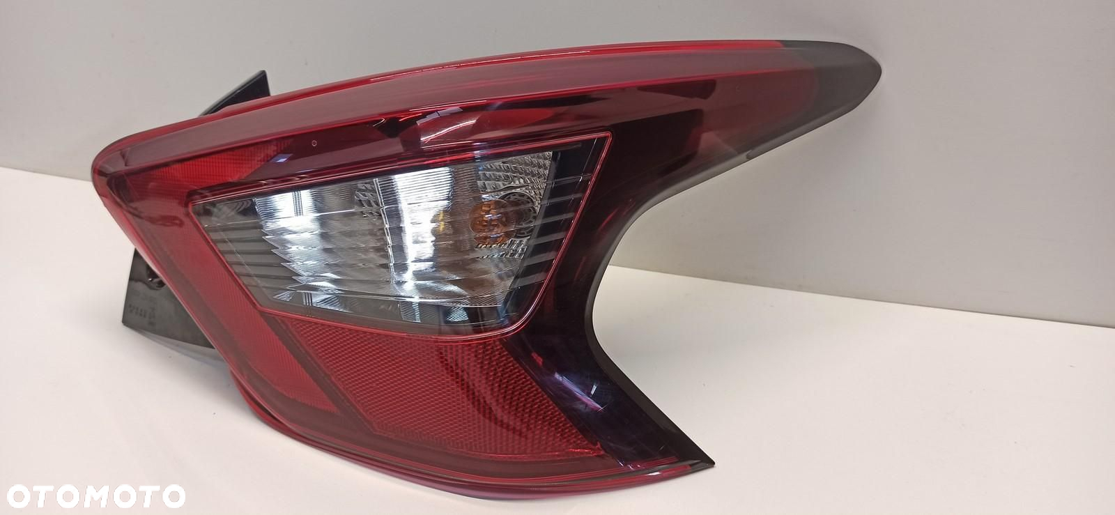 NISSAN MICRA K14 LAMPA PRAWY TYŁ 265505FA0A - 3