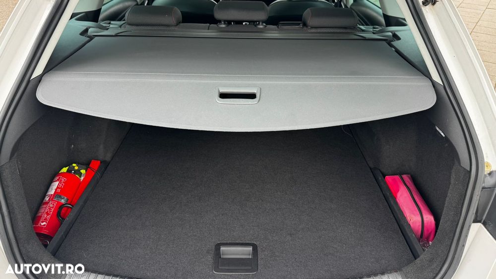 Seat Leon 2.0 TDI DPF FR Black Matt Edition - 6