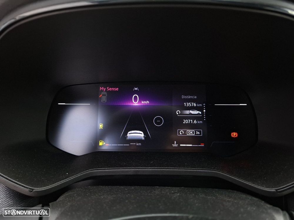 Renault Clio 1.0 TCe Techno Bi-Fuel - 18