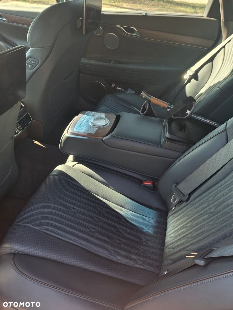 Genesis G80 2.5T AWD AT8 Luxury Line - 4