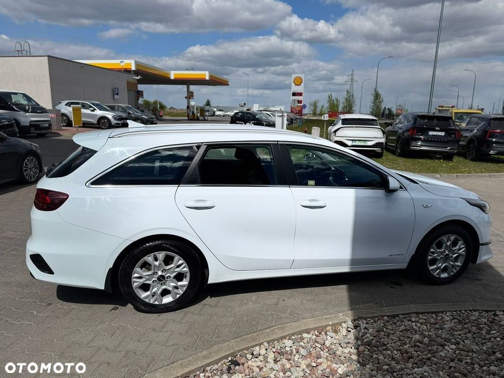 Kia Ceed 1.5 T-GDI M - 6