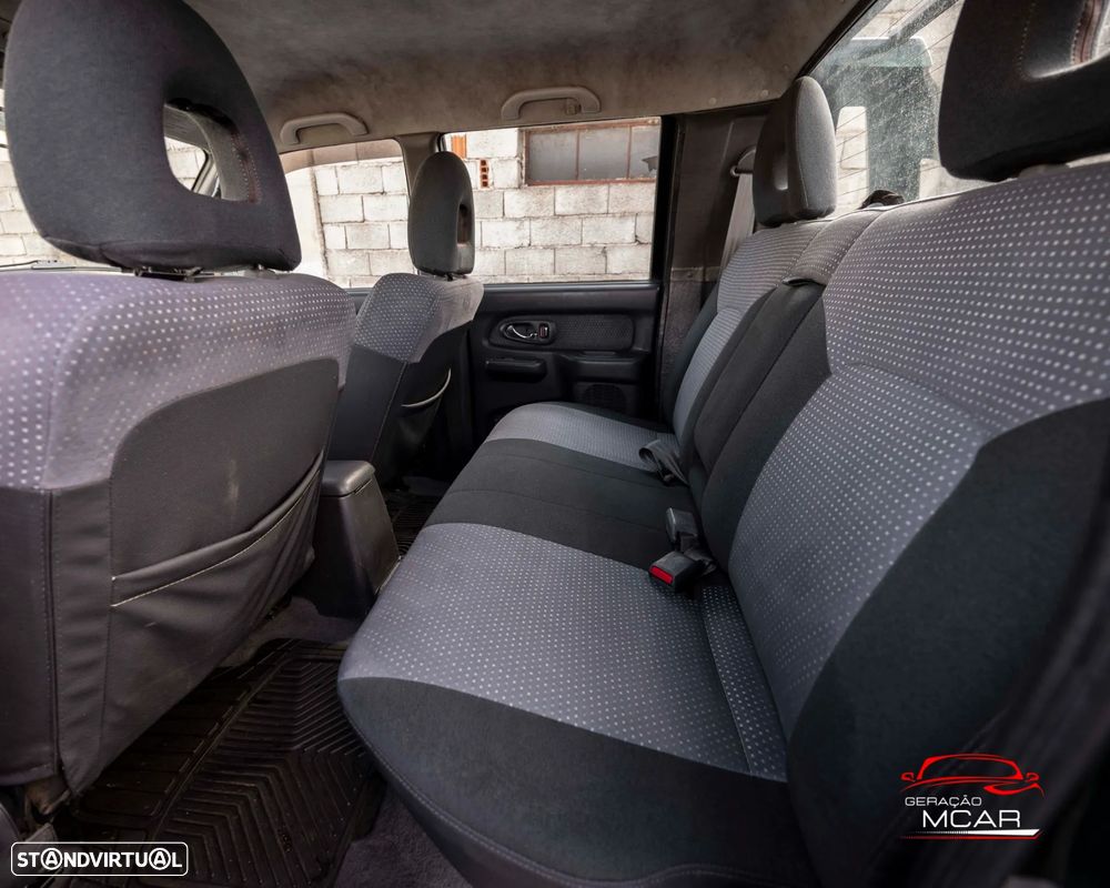 Mitsubishi L200 2.5 TD CD Strakar - 14