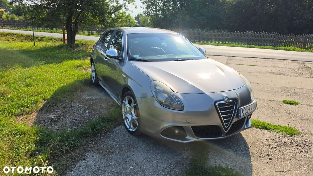 Alfa Romeo Giulietta 2011 photo 3