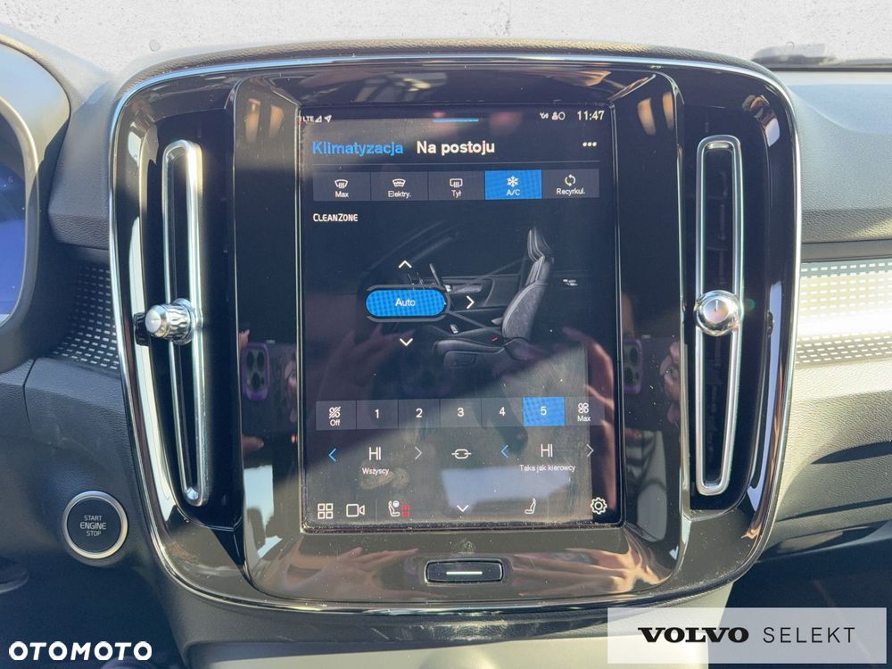 Volvo XC 40 - 25