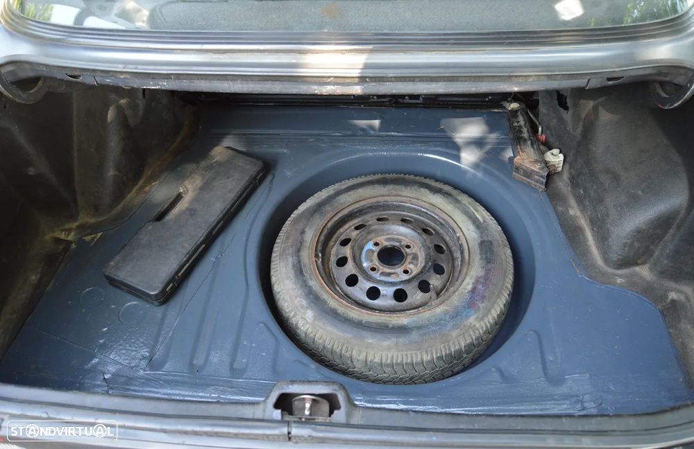 Ford Orion 1.6 Ghia D - 7