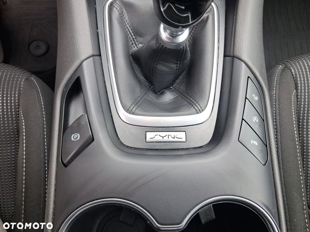 Ford Mondeo 1.5 EcoBoost Titanium - 36