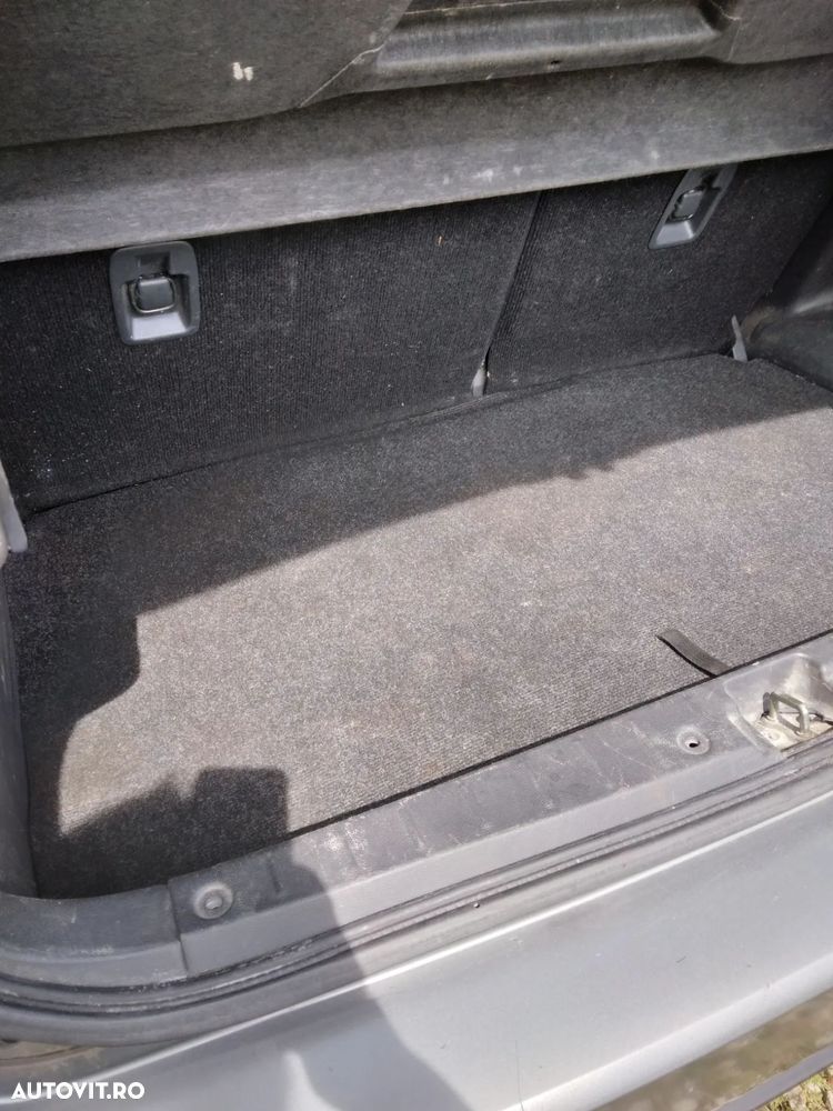 Suzuki Ignis - 10