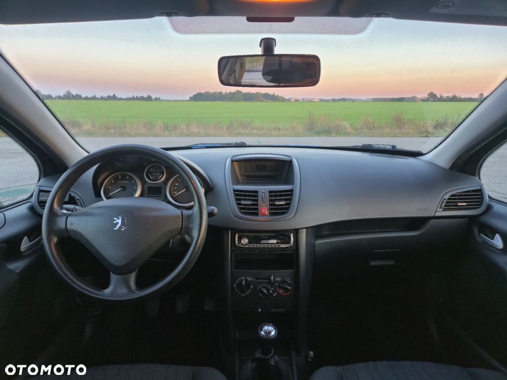 Peugeot 207 1.4 Presence - 15