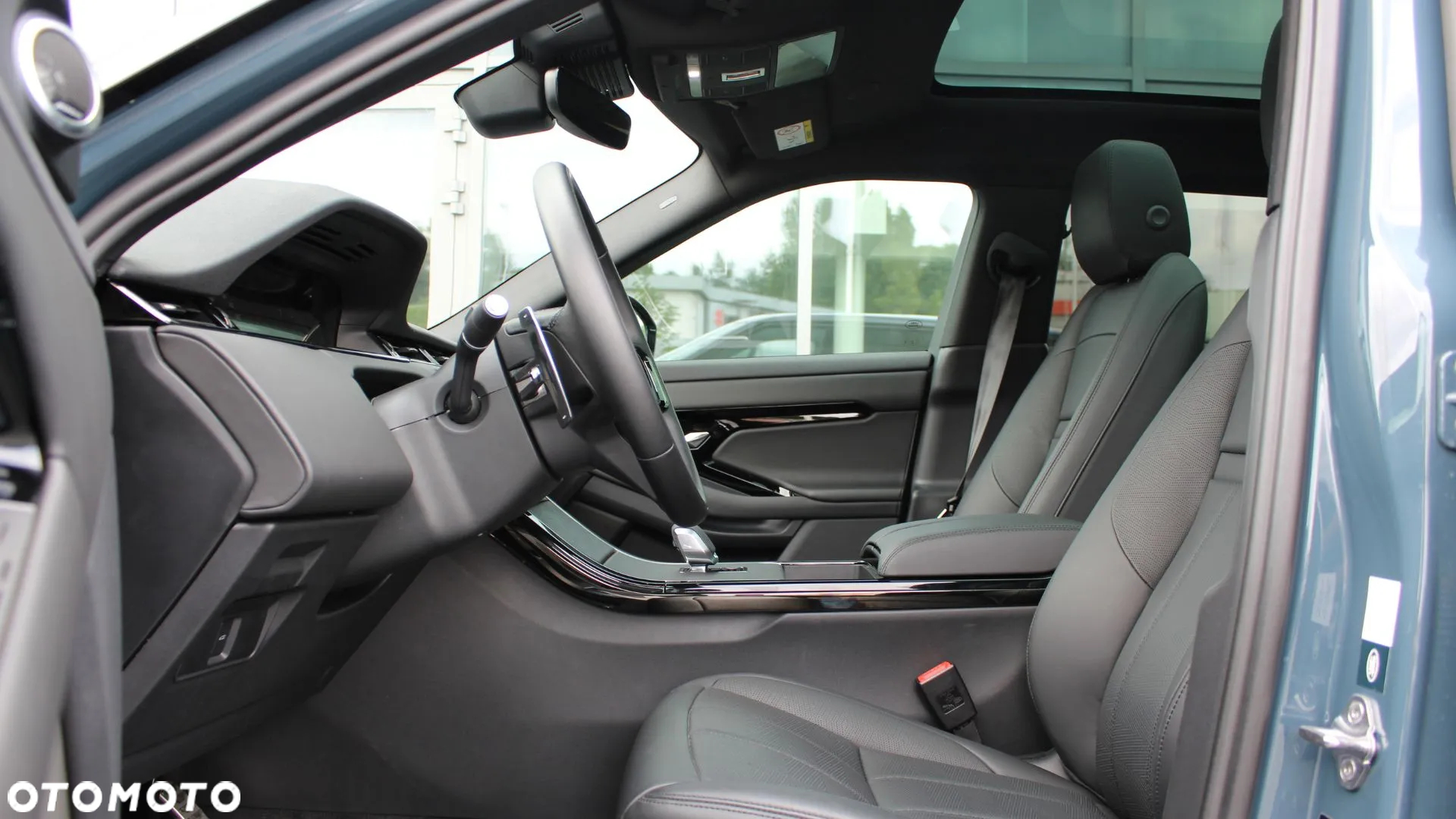 Land Rover Range Rover Evoque - 11
