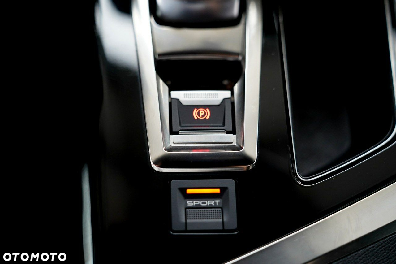Peugeot 5008 1.6 PureTech GT Line S&S EAT8 - 31