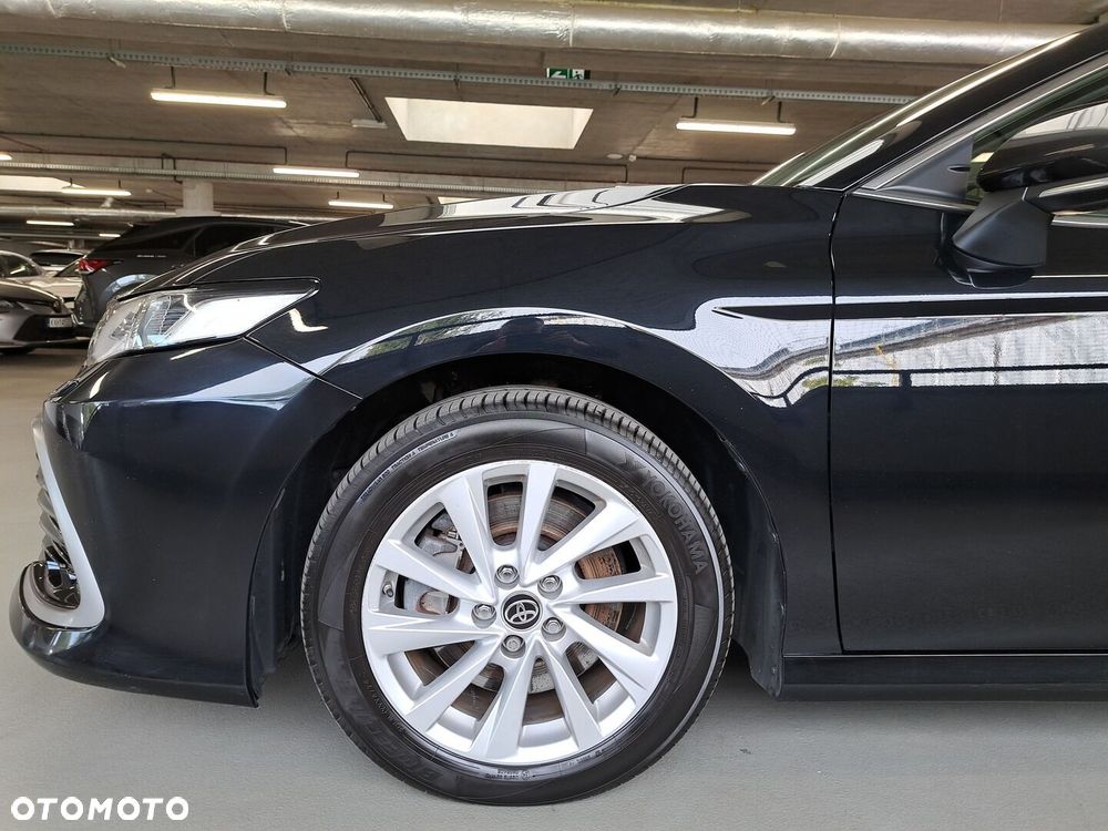 Toyota Camry 2.5 Hybrid Comfort CVT - 37