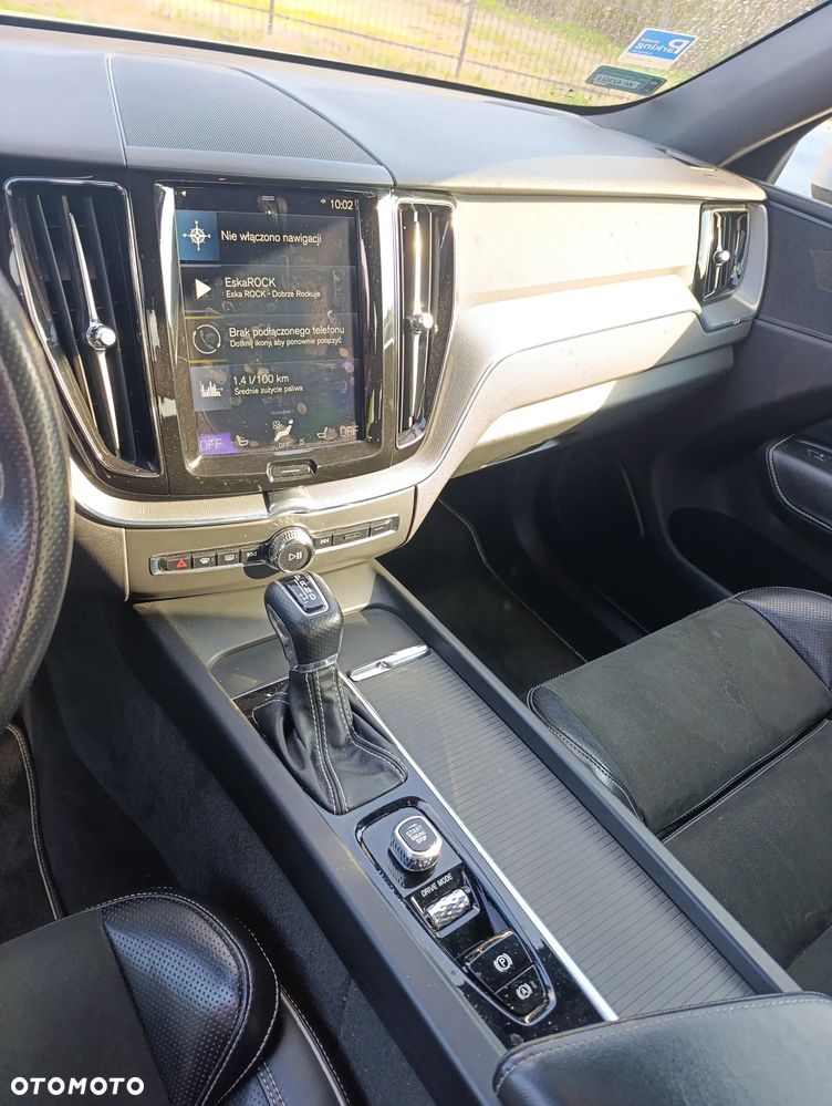 Volvo XC 60 D5 AWD R-Design - 7