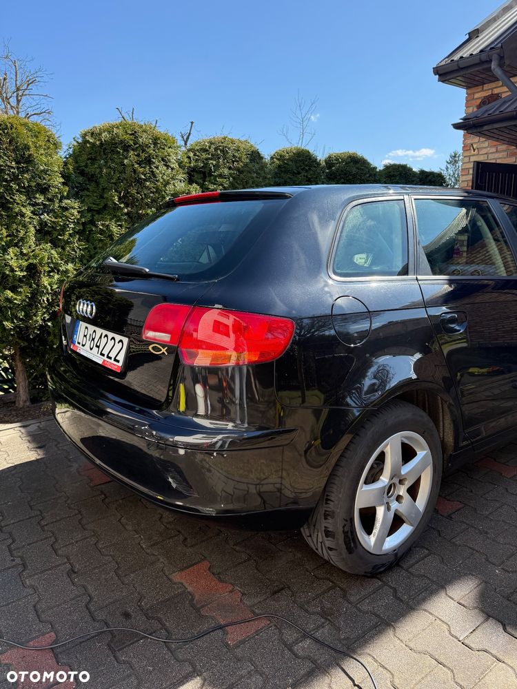 Audi A3 Sportback - 4