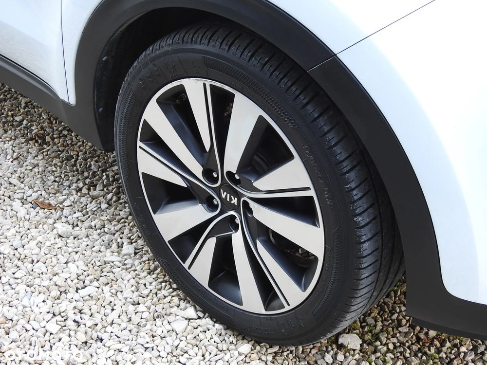 Kia Sportage 1.7 CRDI 2WD ISG Dream-Team Edition - 30