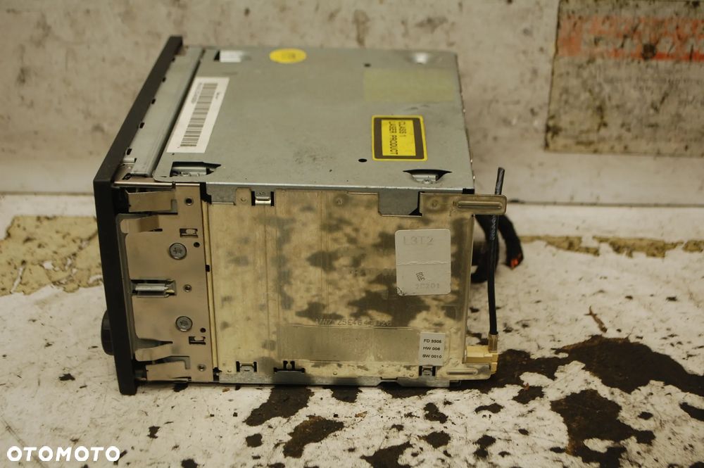 RADIO FABRYCZNE VW POLO IV 9N3 LIFT 6Q0035152 - 2