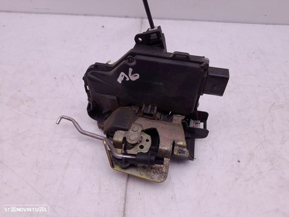 Fechadura / fecho porta frente direito AUDI A6 (4B2, C5) - 2