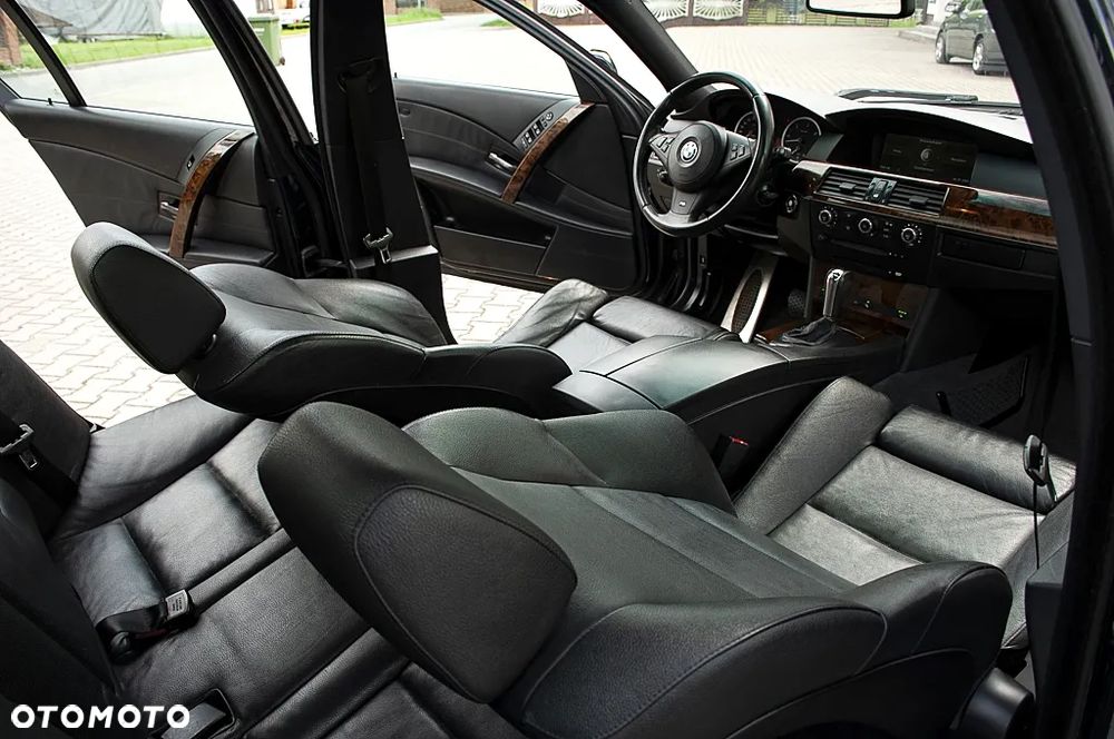 BMW Seria 5 530d - 34