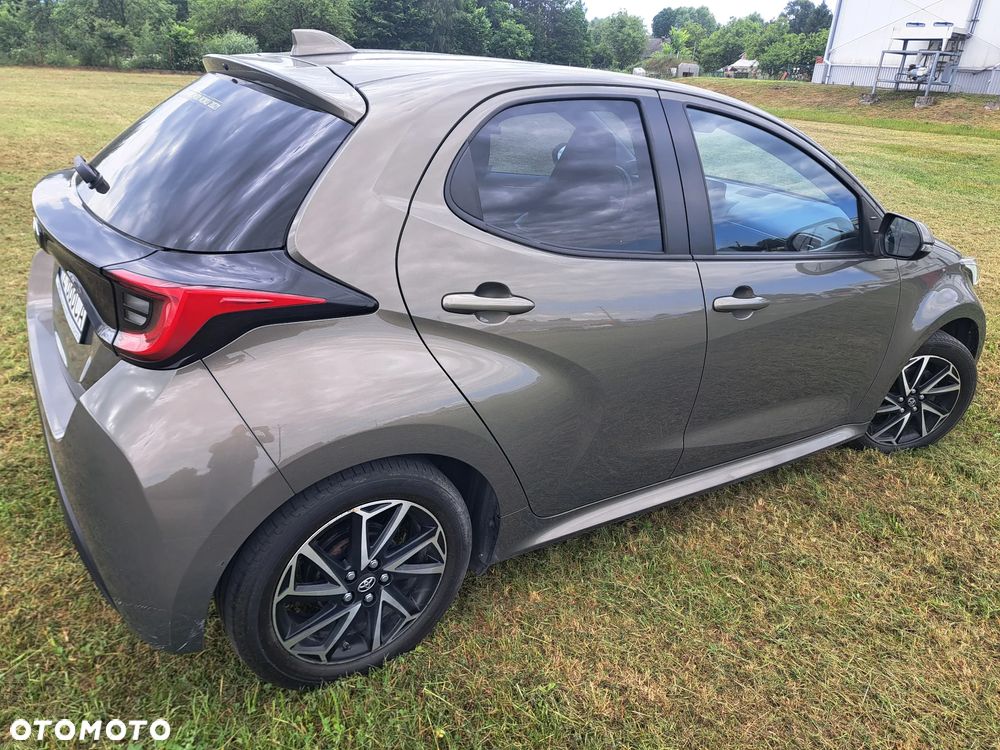 Toyota Yaris 1.5 Comfort - 13