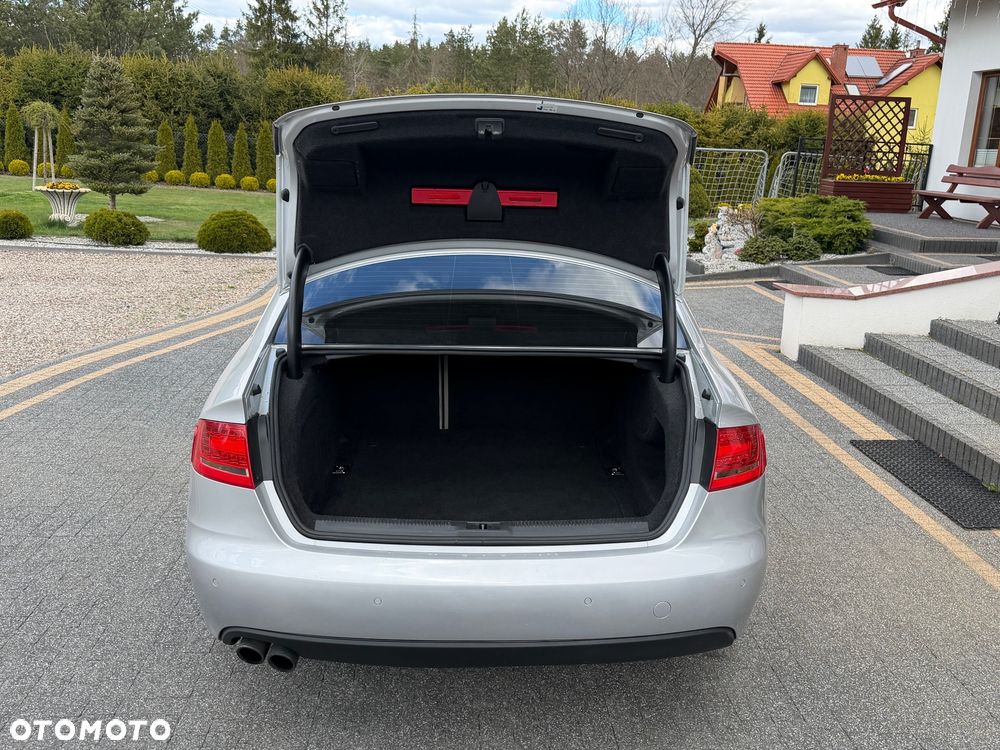 Audi A4 Limousine 1.8 TFSI multitronic Ambiente - 19