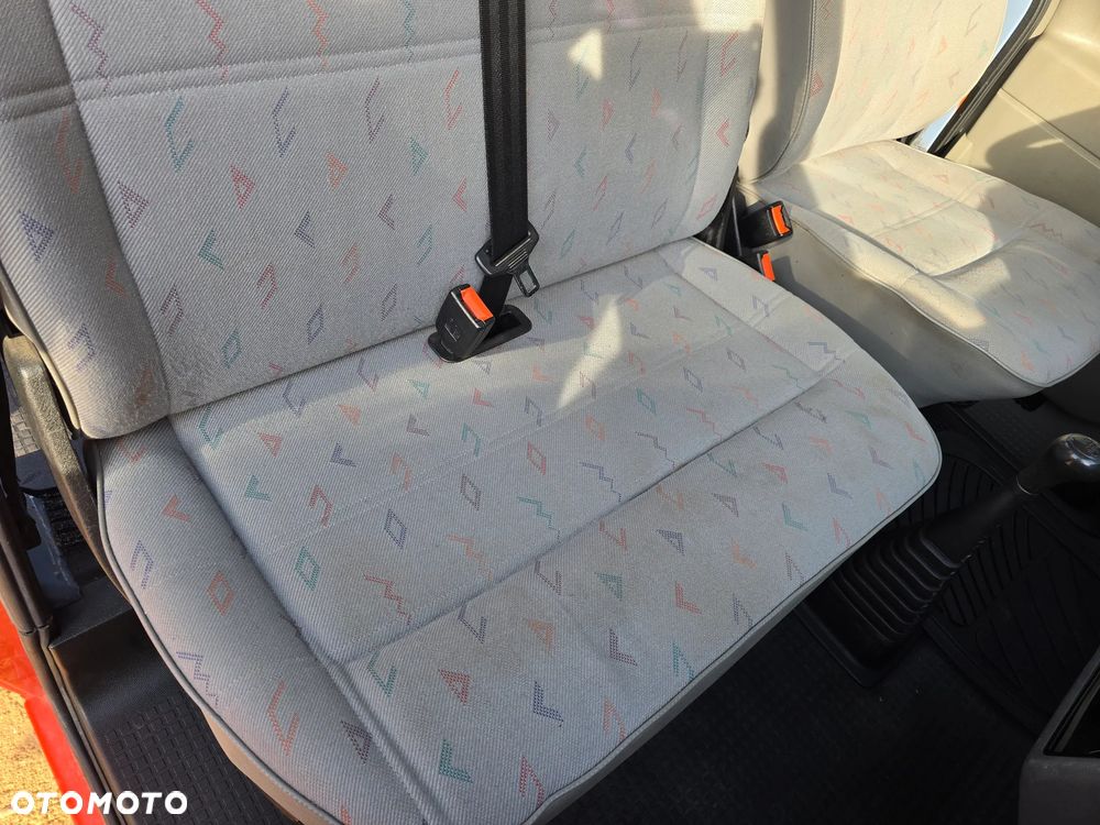 Volkswagen Transporter T4 - 16