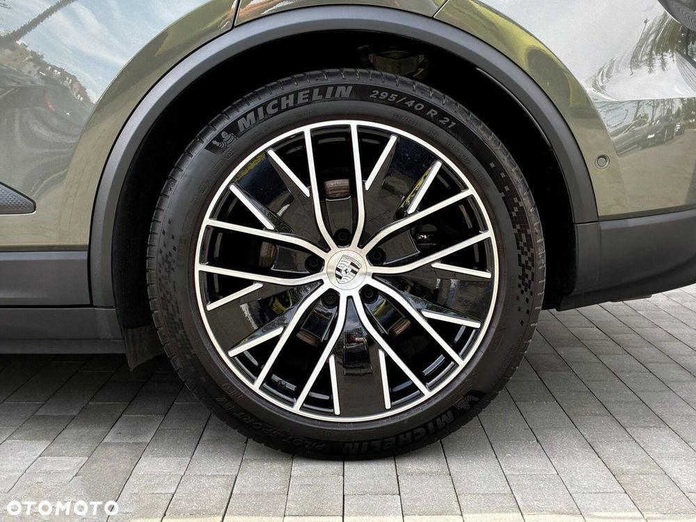 Porsche Macan - 15