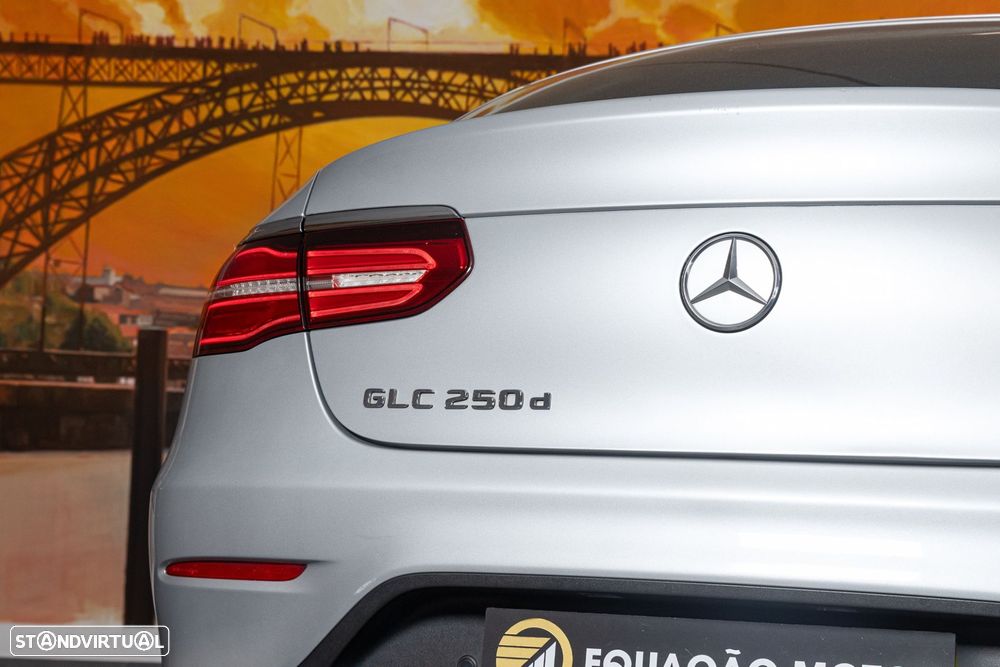 Mercedes-Benz GLC 250 d Coupé AMG Line 4-Matic - 4