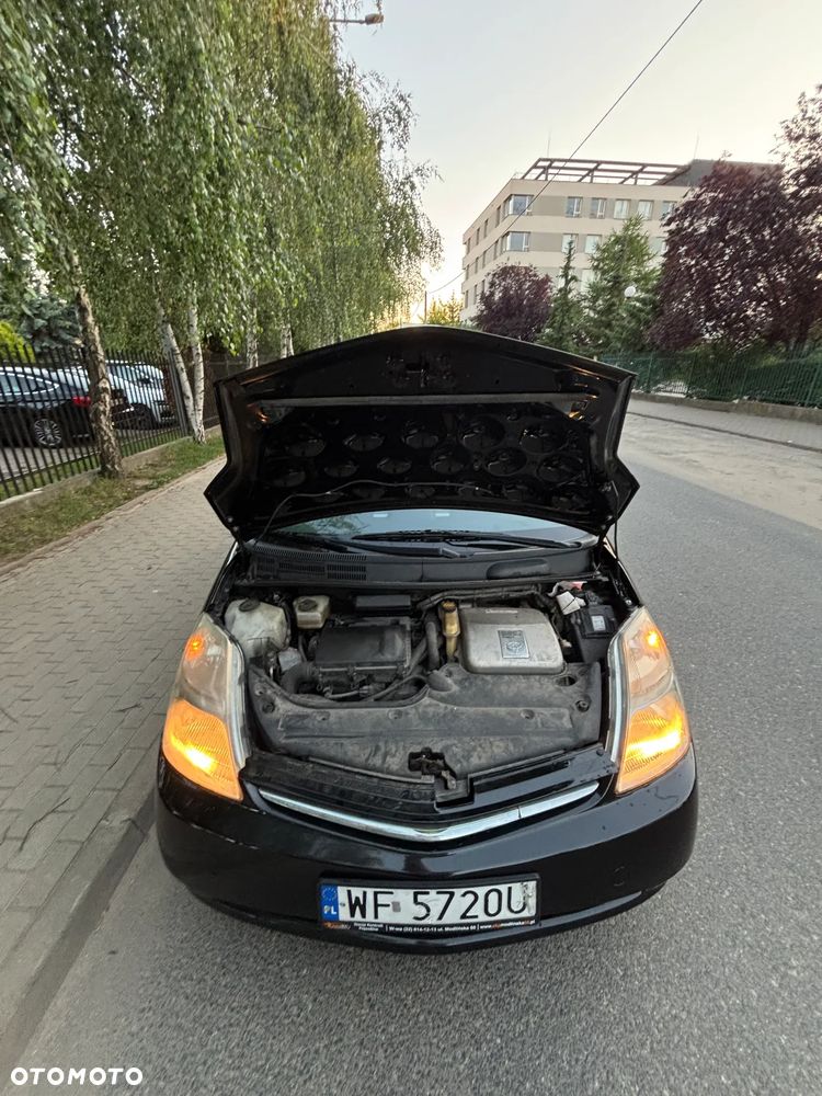 Toyota Prius 1.5 VVT-i Prestige - 31