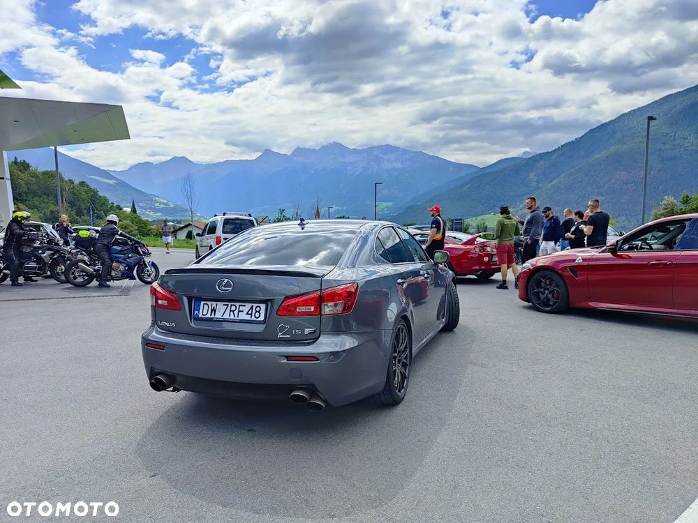 Lexus IS F Sport - 7