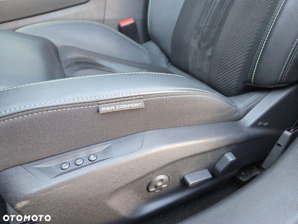 Peugeot 408 1.2 PureTech GT S&S EAT8 - 13