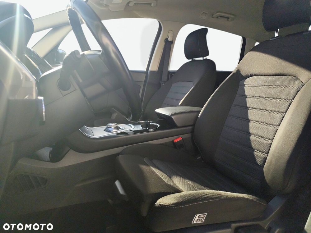 Ford S-Max - 10