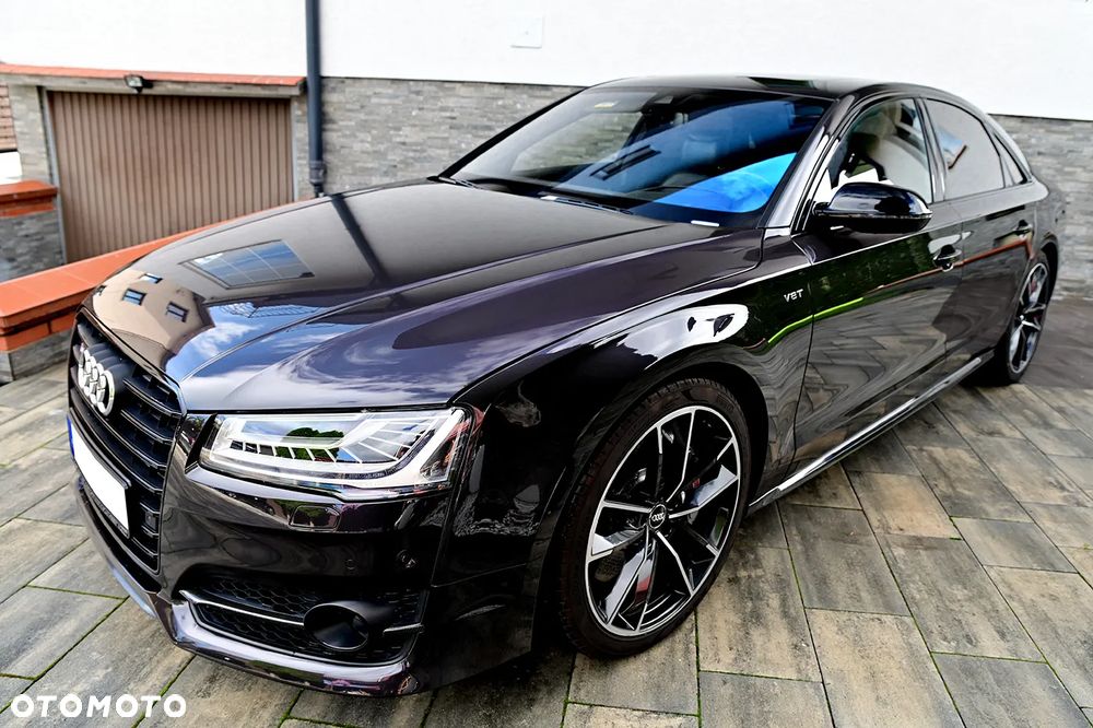 Audi S8 - 15