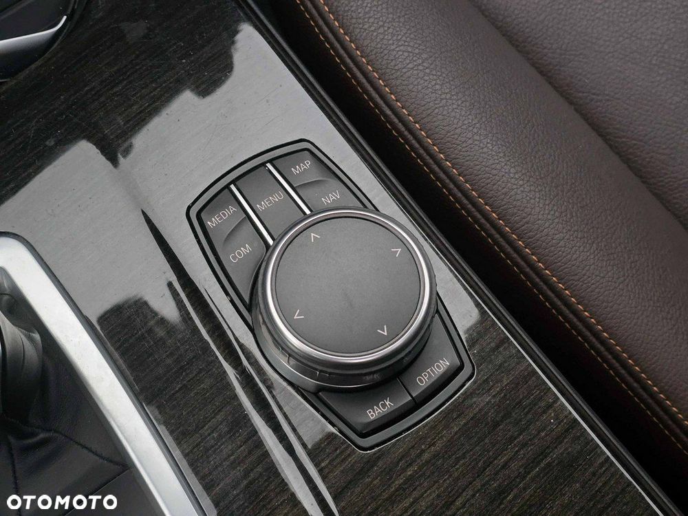 BMW X4 xDrive28i xLine - 12