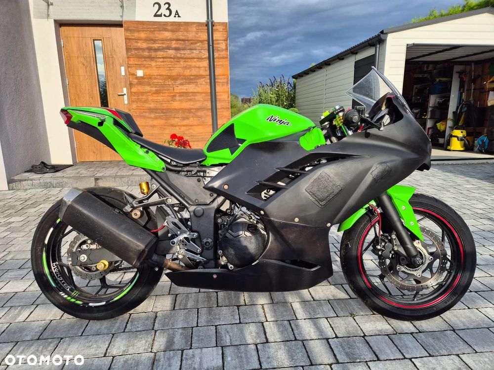 Kawasaki Ninja 300 ABS - 1
