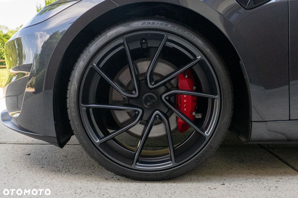 Tesla Model 3 Langstreckenbatterie Allradantrieb Dual Motor Performance - 19