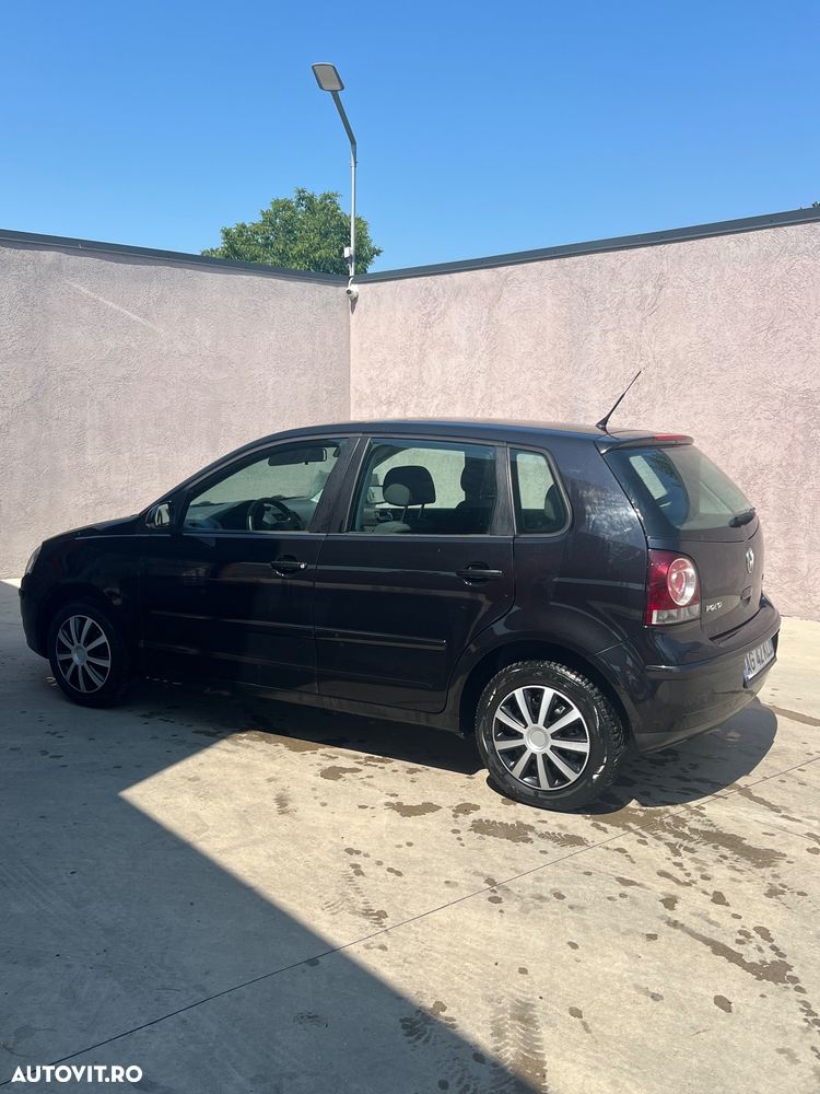 Volkswagen Polo 1.4 Tour - 4