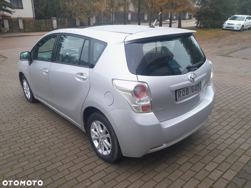 Toyota Verso 1.8 7-Sitzer Comfort - 3