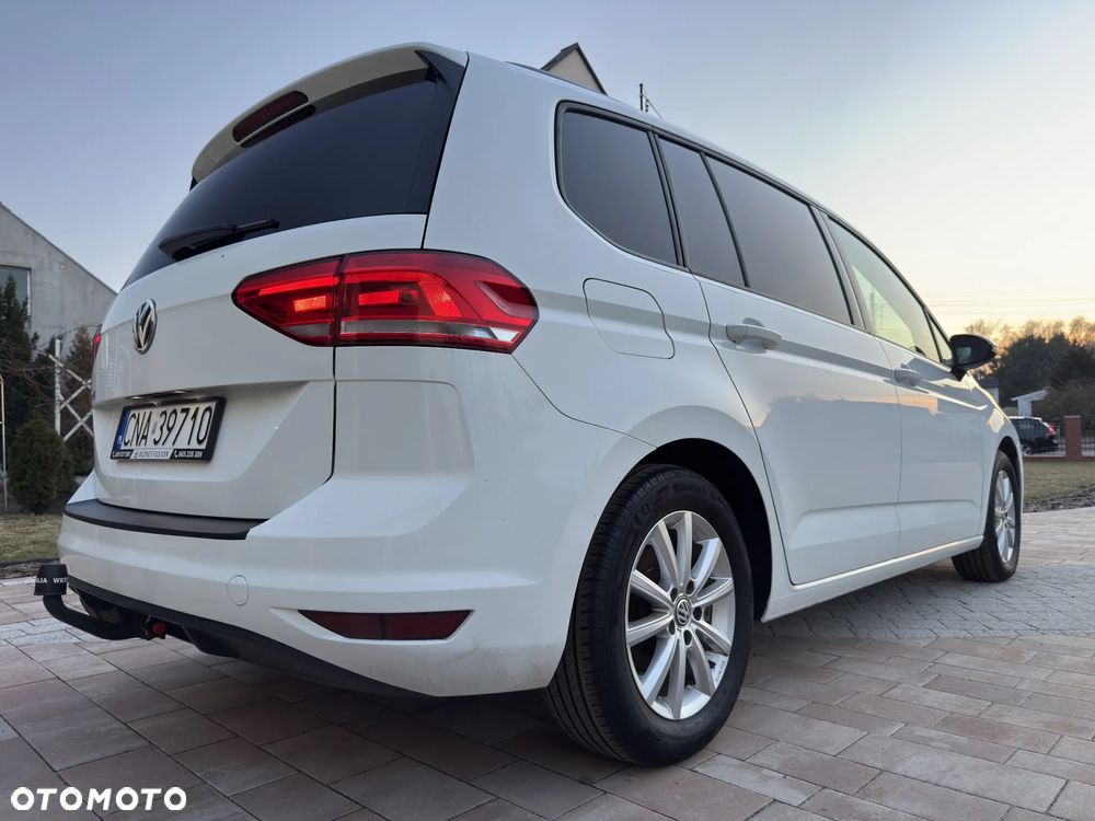 Volkswagen Touran 2.0 TDI SCR DSG Comfortline - 10
