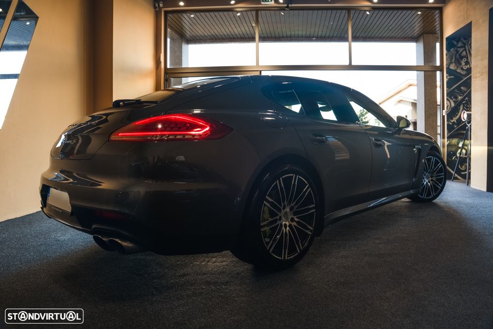 Porsche Panamera S e-Hybrid - 3