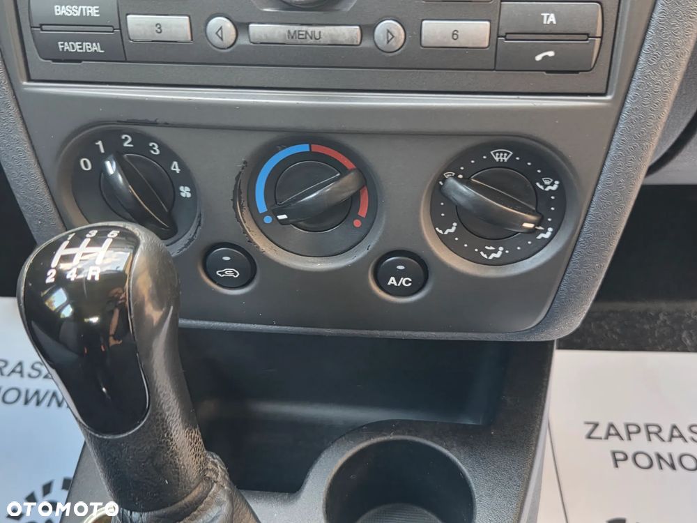 Ford Fusion 1.4 Style - 25