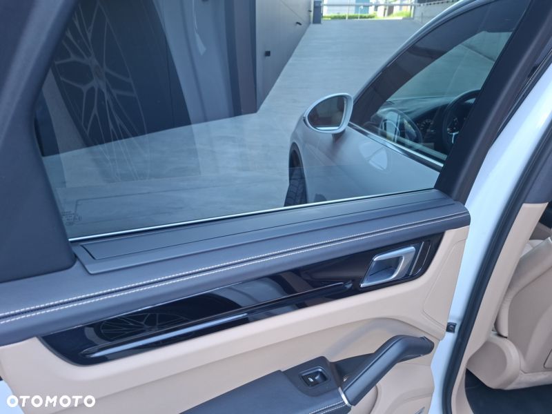 Porsche Cayenne S Tiptronic S - 25
